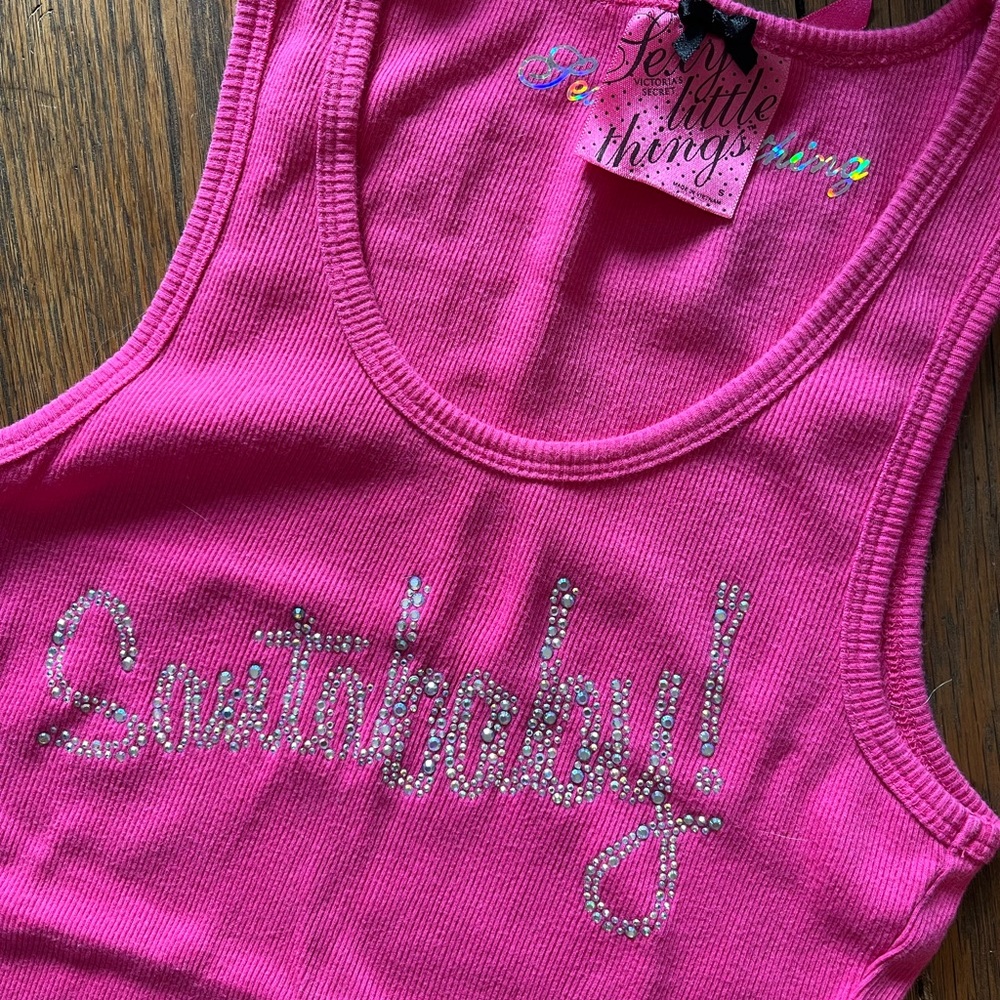 Santa Baby pink tank